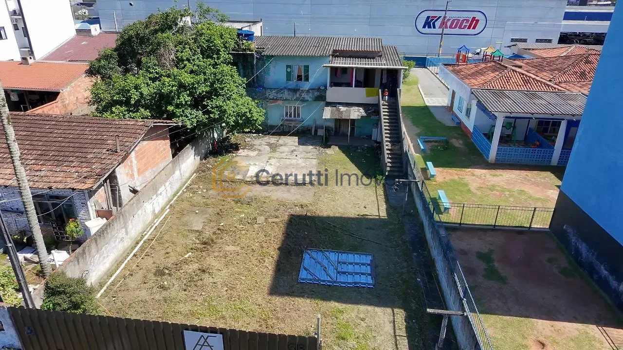 Condomínio Residencial Arcanjo Miguel em Centro, Navegantes, foto 6