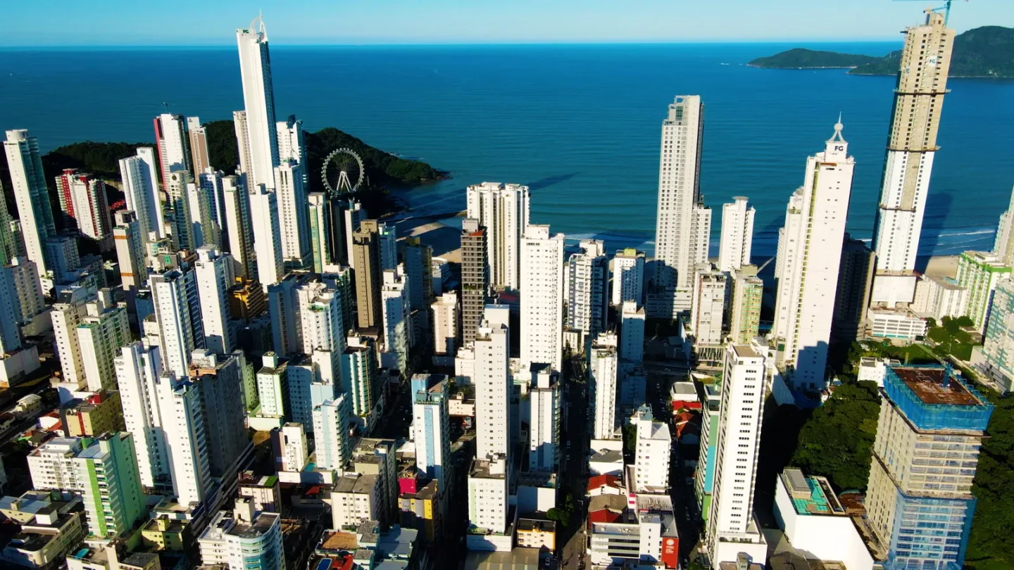 Condomínio Las Brisas em Pioneiros, Balneário Camboriú, foto 13