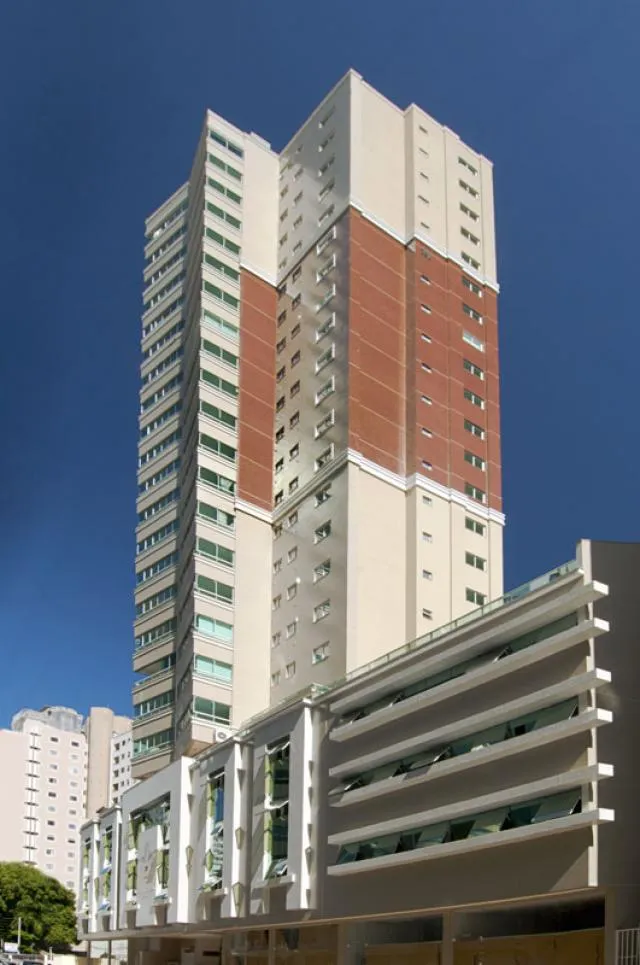 Condomínio Lorena Cristina em Centro, Balneário Camboriú, foto 3