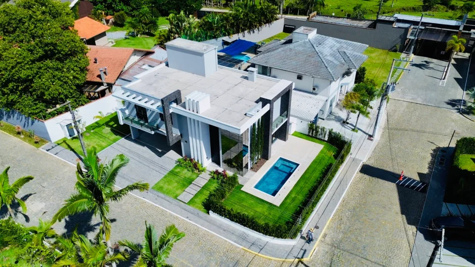 Condomínio Casa 56 em Ariribá, Balneário Camboriú, foto 4