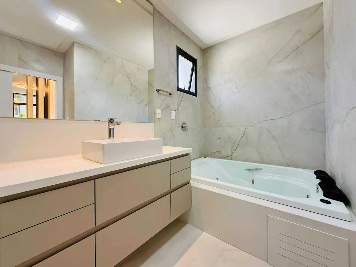 Condomínio Casa 56 em Ariribá, Balneário Camboriú, foto 28