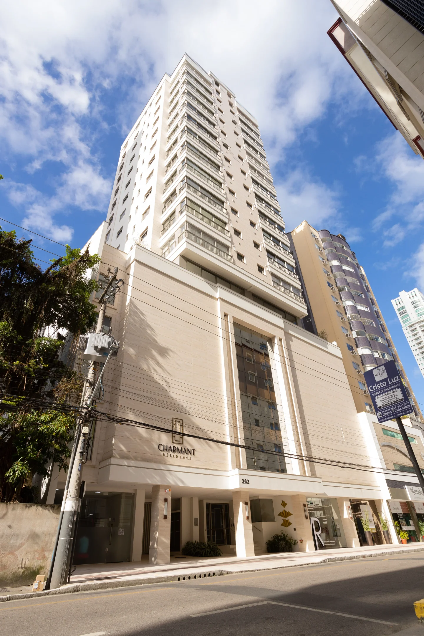Condomínio Charmant em Pontal Norte, Balneário Camboriú, foto 1