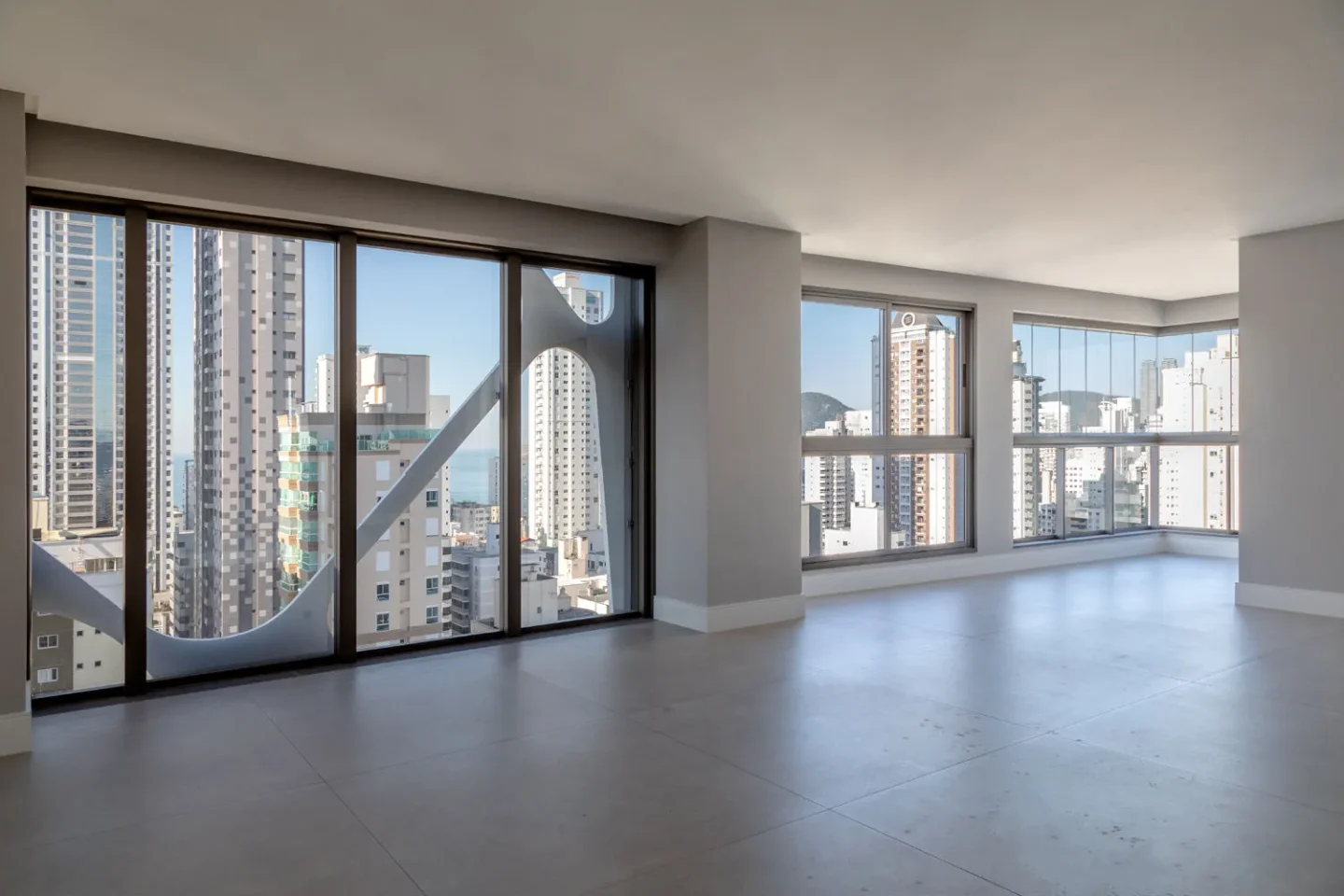 Condomínio Torre de Mallorca em Centro, Balneário Camboriú, foto 42