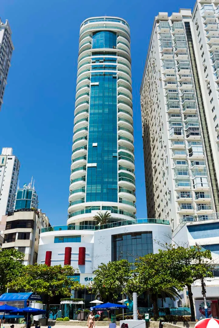 Condomínio Le Classic Residence em Balneário Camboriú, foto 1