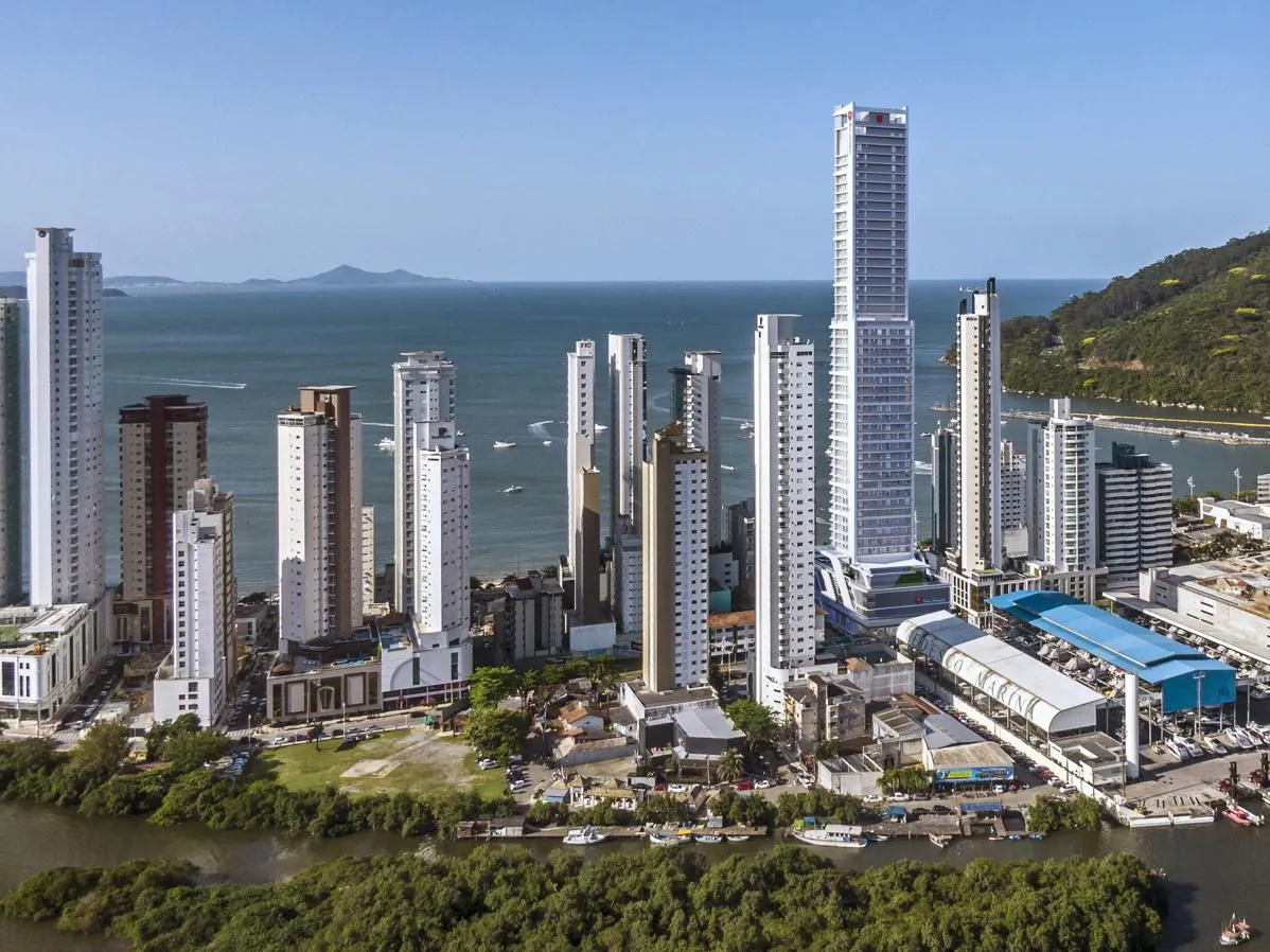 Condomínio Tonino Lamborghini em Barra Sul, Balneário Camboriú, foto 8