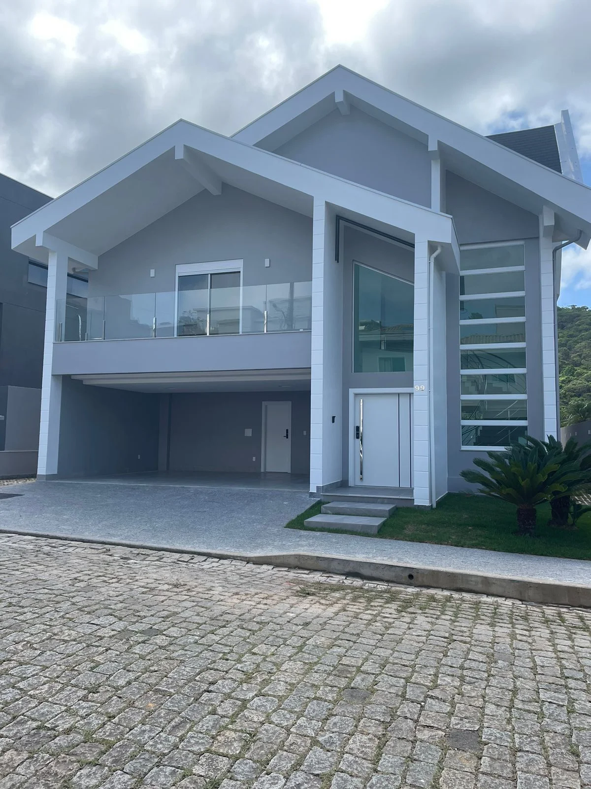 Condomínio Casa 99 em Ariribá, Balneário Camboriú, foto 1