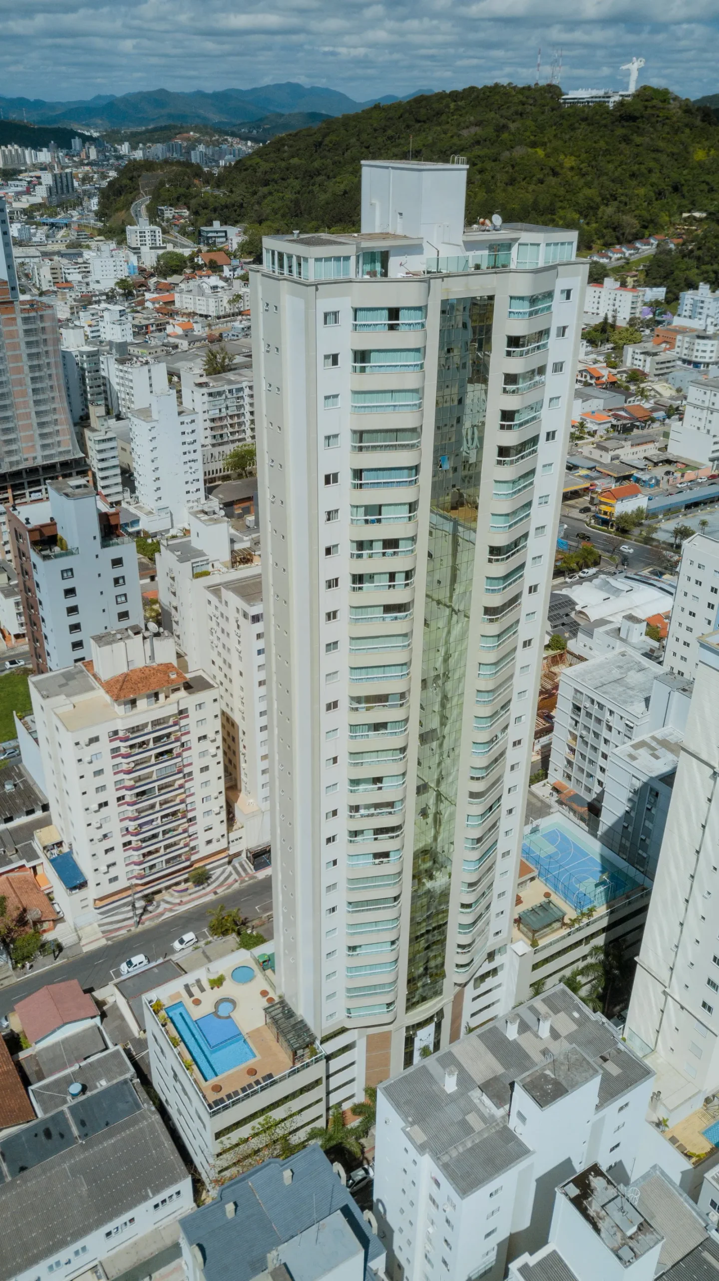 Condomínio Imperial Tower em Balneário Camboriú, foto 1