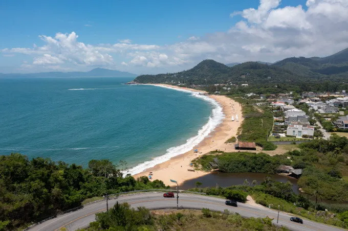 Condomínio Pátio Estaleiro em Praia do Estaleiro, Balneário Camboriú, foto 3