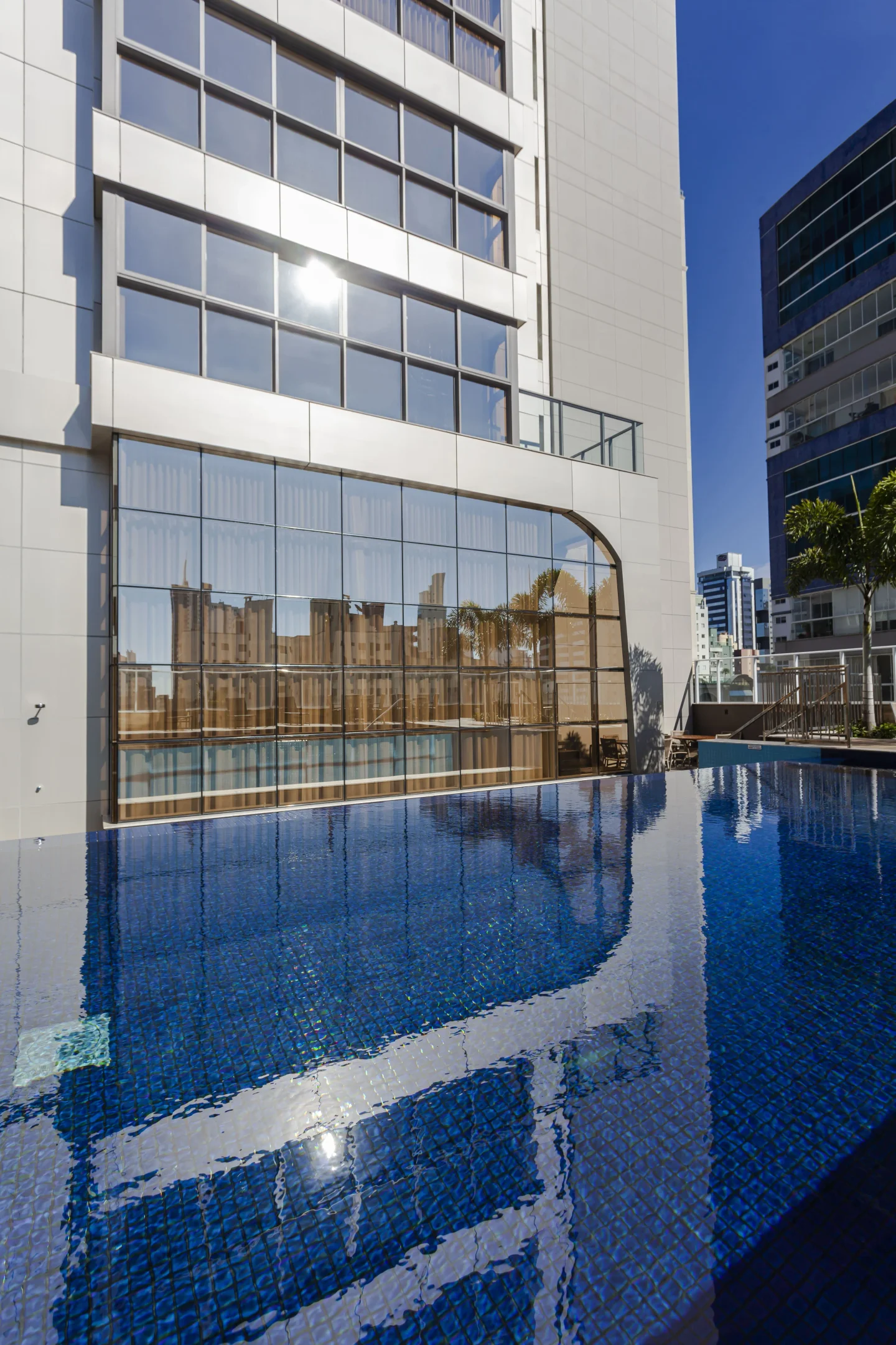 Condomínio Ocean Breeze em Centro, Balneário Camboriú, foto 4