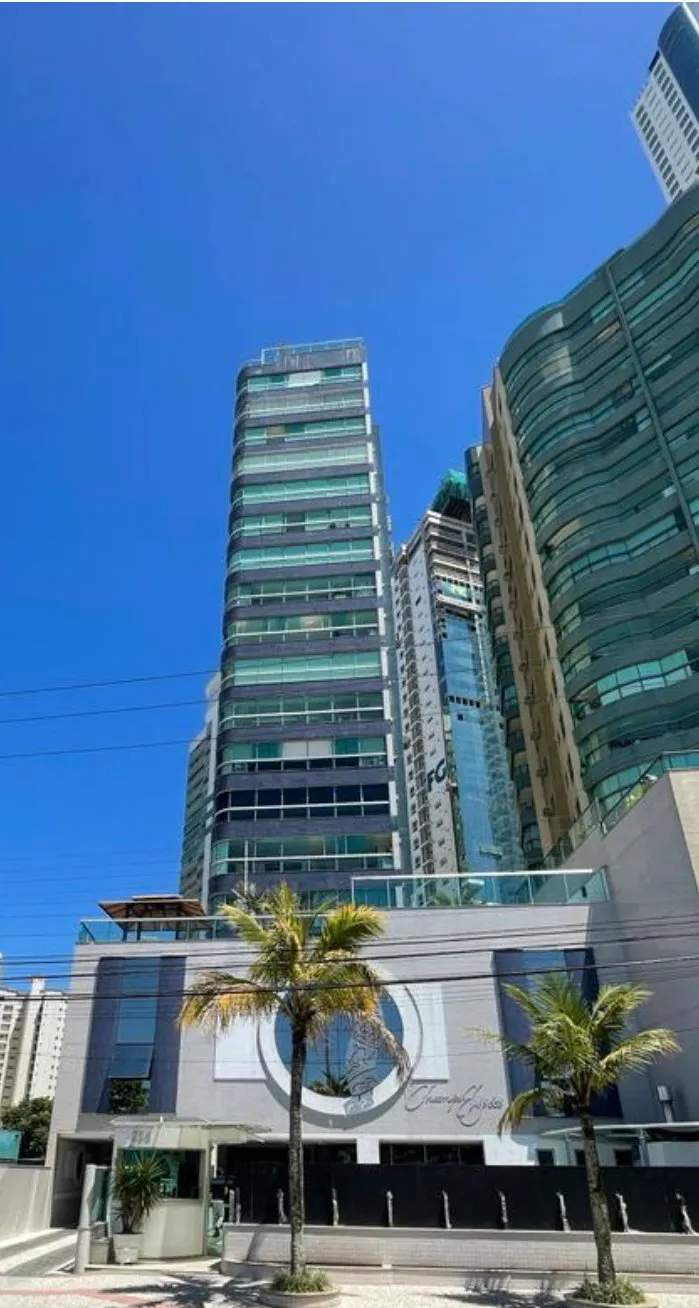 Condomínio Champs Elysees Residence em Balneário Camboriú, foto 1