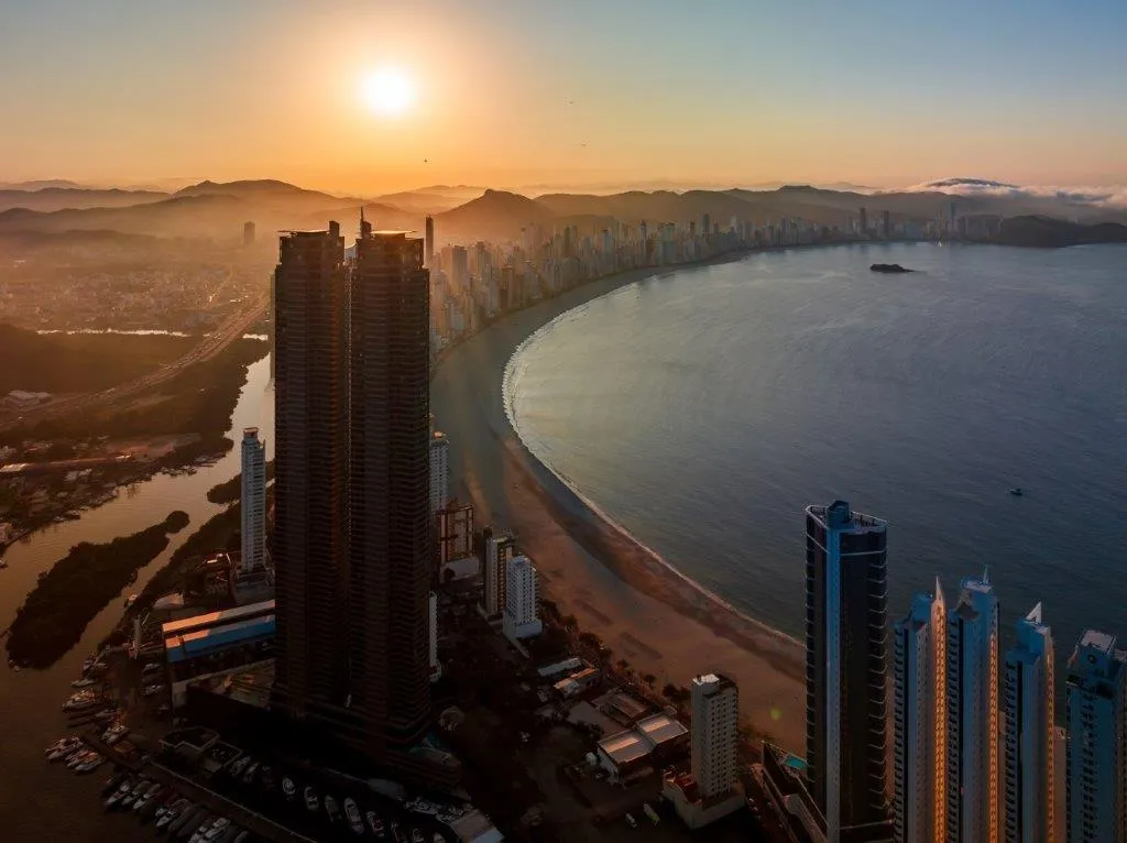 Condomínio Yachthouse em Centro, Balneário Camboriú, foto 14