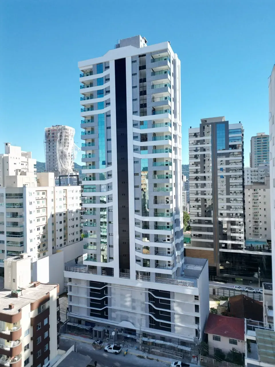 Apartamentos 03 Dorm. 3 quartos à venda em Meia Praia, Itapema/SC, foto 4