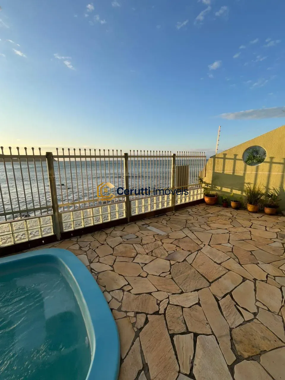 Casas 04 Dorm. 4 quartos à venda em Praia da Armação, Penha/SC, foto 1