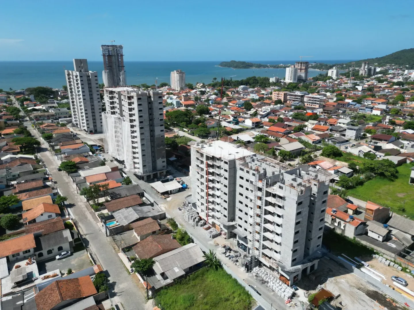 Apartamentos 03 Dorm. 3 quartos à venda em Praia da Armação, Penha/SC, foto 11