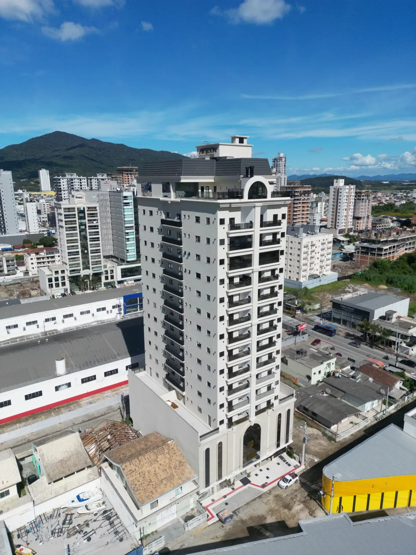 Apartamentos 02 Dorm. 2 quartos à venda em Perequê, Porto Belo/SC, foto 1