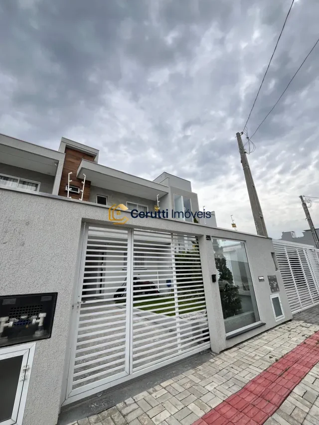 CASA 3 QUARTOS - SOBRADO MOBILIADO - DOM BOSCO, ITAJAÍ em Dom Bosco, Itajaí