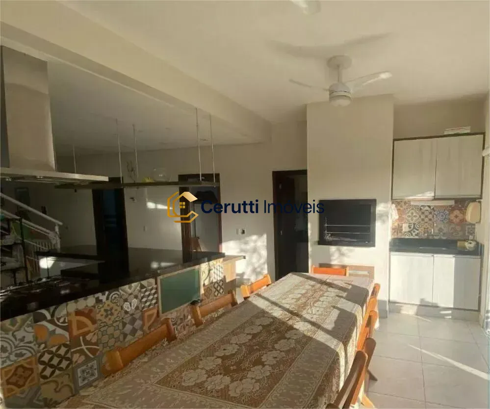 Casas 04 Dorm. 4 quartos à venda em Praia da Armação, Penha/SC, foto 3