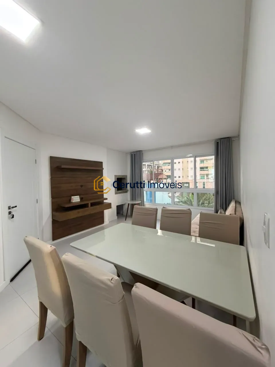Apartamentos 02 Dorm. 2 quartos à venda em Meia Praia, Itapema/SC, foto 3