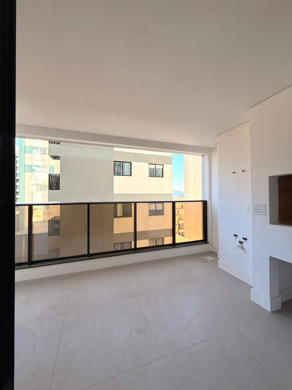 Apartamentos 03 Dorm. 3 quartos à venda em Meia Praia, Itapema/SC, foto 4
