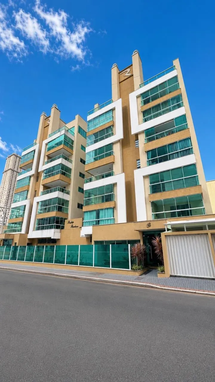 Apartamentos 02 Dorm. 2 quartos à venda em Meia Praia, Itapema/SC, foto 1