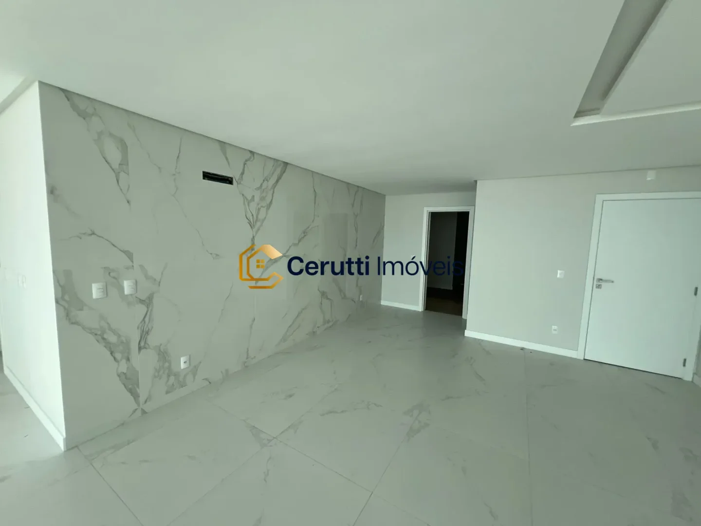 Apartamentos 04 Dorm. 4 quartos à venda em Centro, Balneário Piçarras/SC, foto 5