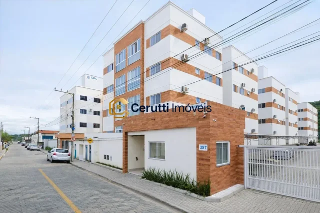 Garden II em Volta Grande, Navegantes