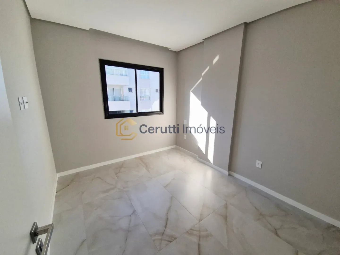 Apartamentos 01 Dorm. 1 quarto à venda em Praia Brava, Itajaí/SC, foto 2