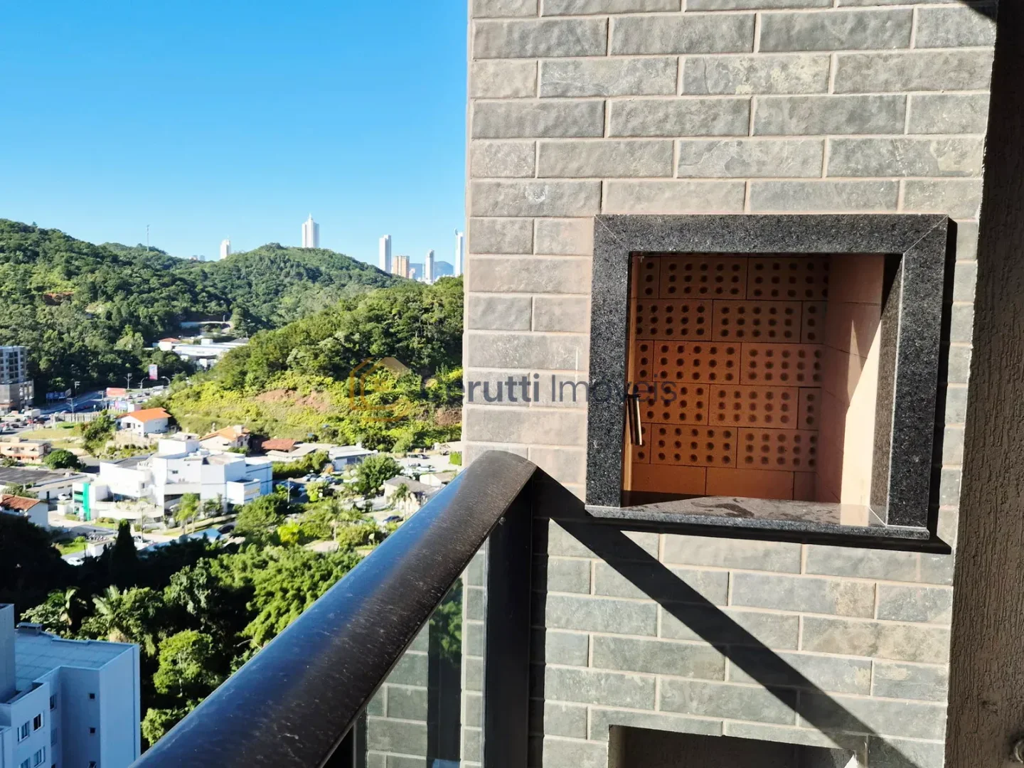 Apartamentos 01 Dorm. 1 quarto à venda em Praia Brava, Itajaí/SC, foto 1