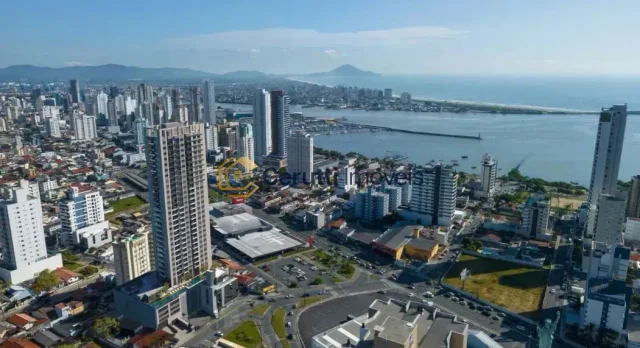 APARTAMENTO 2 QUARTOS - ART TOWER HOME CLUB - CENTRO, ITAJAÍ