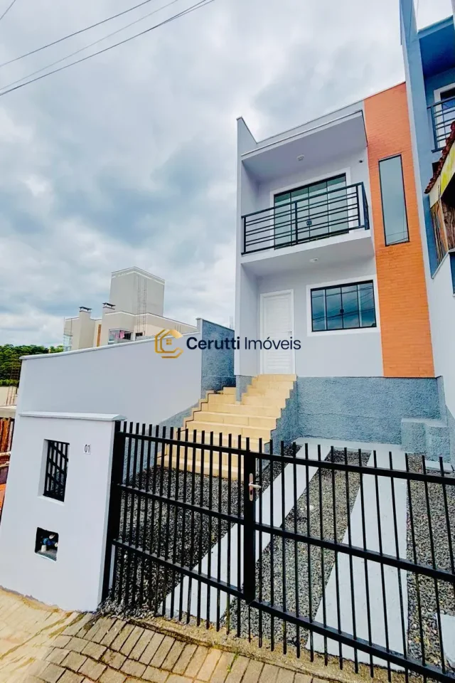 CASA A VENDA EM BRUSQUE - AGUAS CLARAS em Águas Claras, Brusque