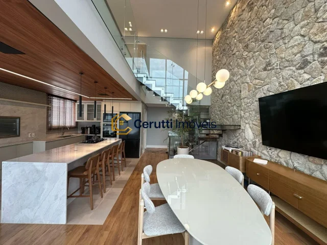 RIO DUPLEX 1 SUITE + 2 - CENTRO II - BRUSQUE em Centro II, Brusque