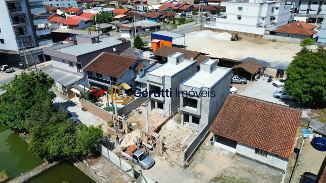 CASA 2 QUARTOS - PAQUETA - BRUSQUE em Paquetá, Brusque