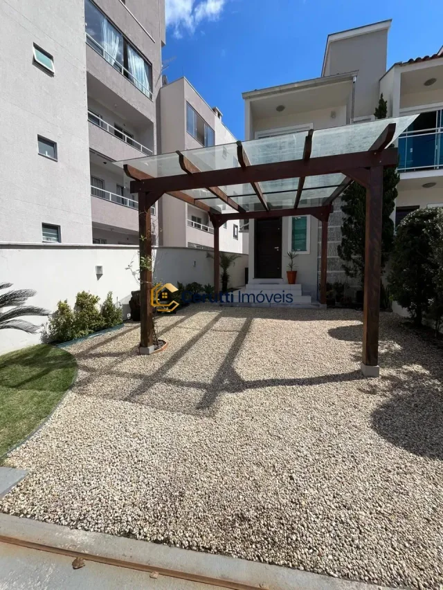 CASA 2 DORMITÓRIOS - SOUZA CRUZ - BRUSQUE em Souza Cruz, Brusque